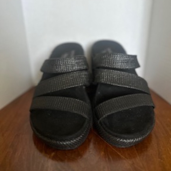 Martha Stewart Sketcher Arch Fit Beverlee Wedges-NWOT - Picture 5 of 10